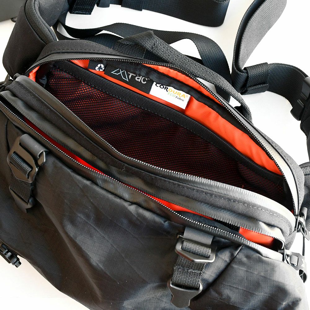 コードオブベル CODE OF BELL ボディバッグ X-POD2 COFB-XPD2-BLK