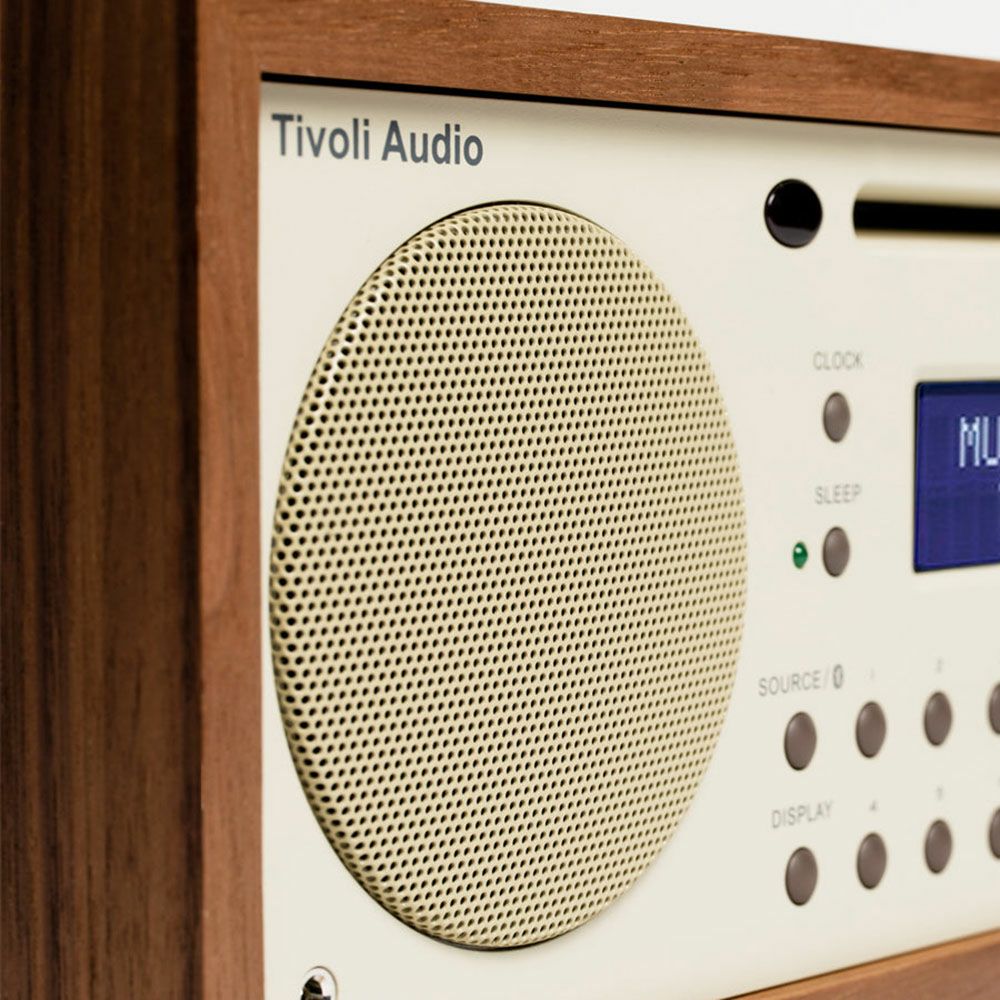 チボリオーディオ CDプレーヤー付き AM/ワイドFMラジオ Bluetooth スピーカー ミュージックシステムBT ウォールナット/ベージュ Tivoli Audio Music System BT