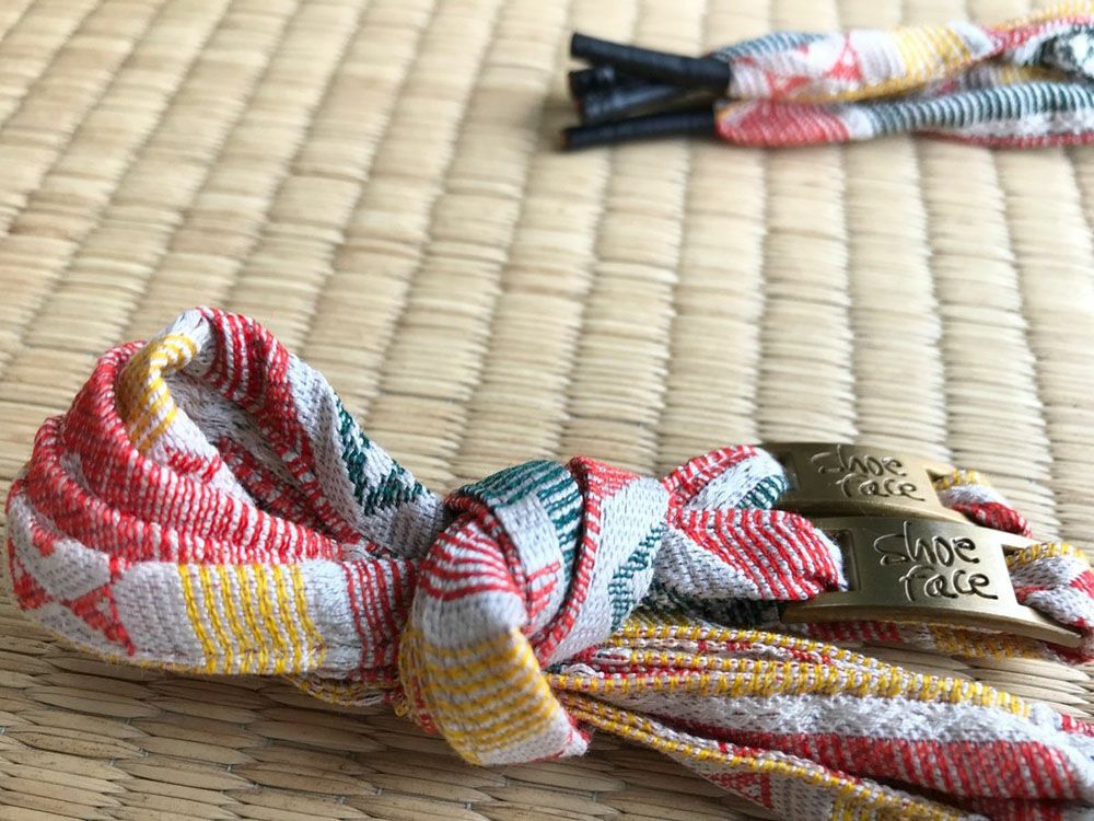 着物から作った靴紐　shoe face
