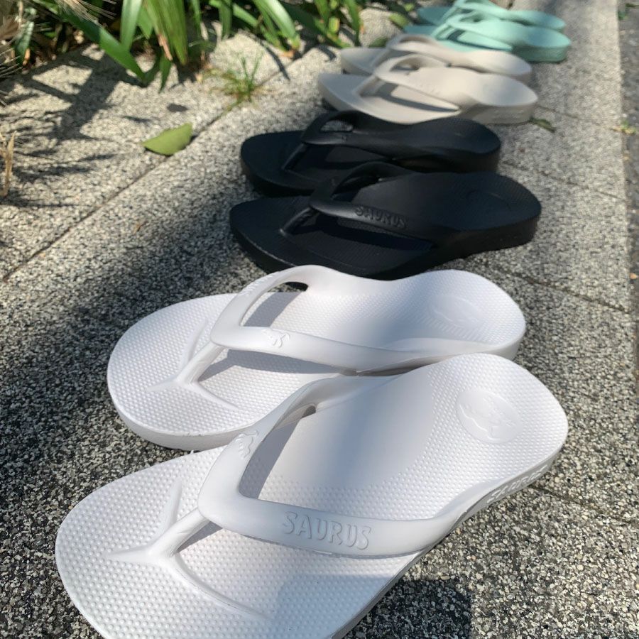 SAURUS サウルス ビーチサンダル