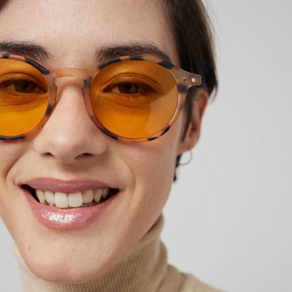 スリーピンググラス　イジピジ　メガネ