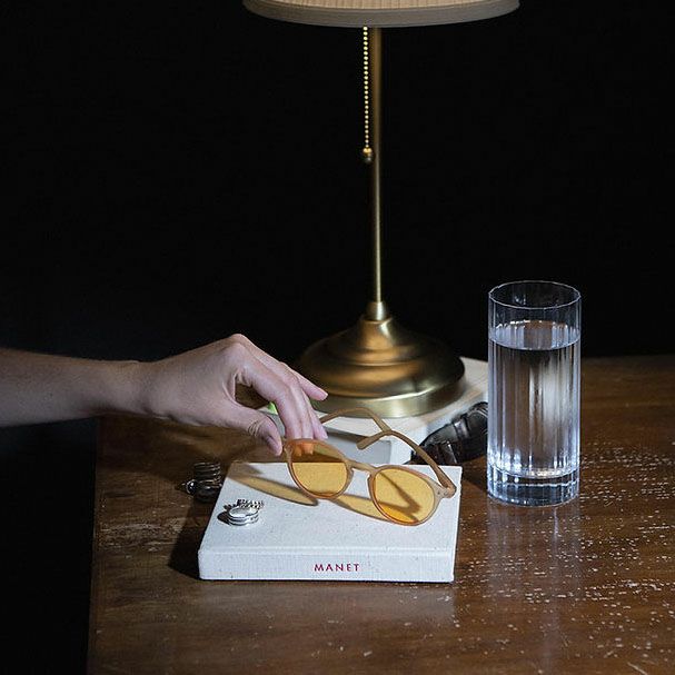 スリーピンググラス　イジピジ　メガネ