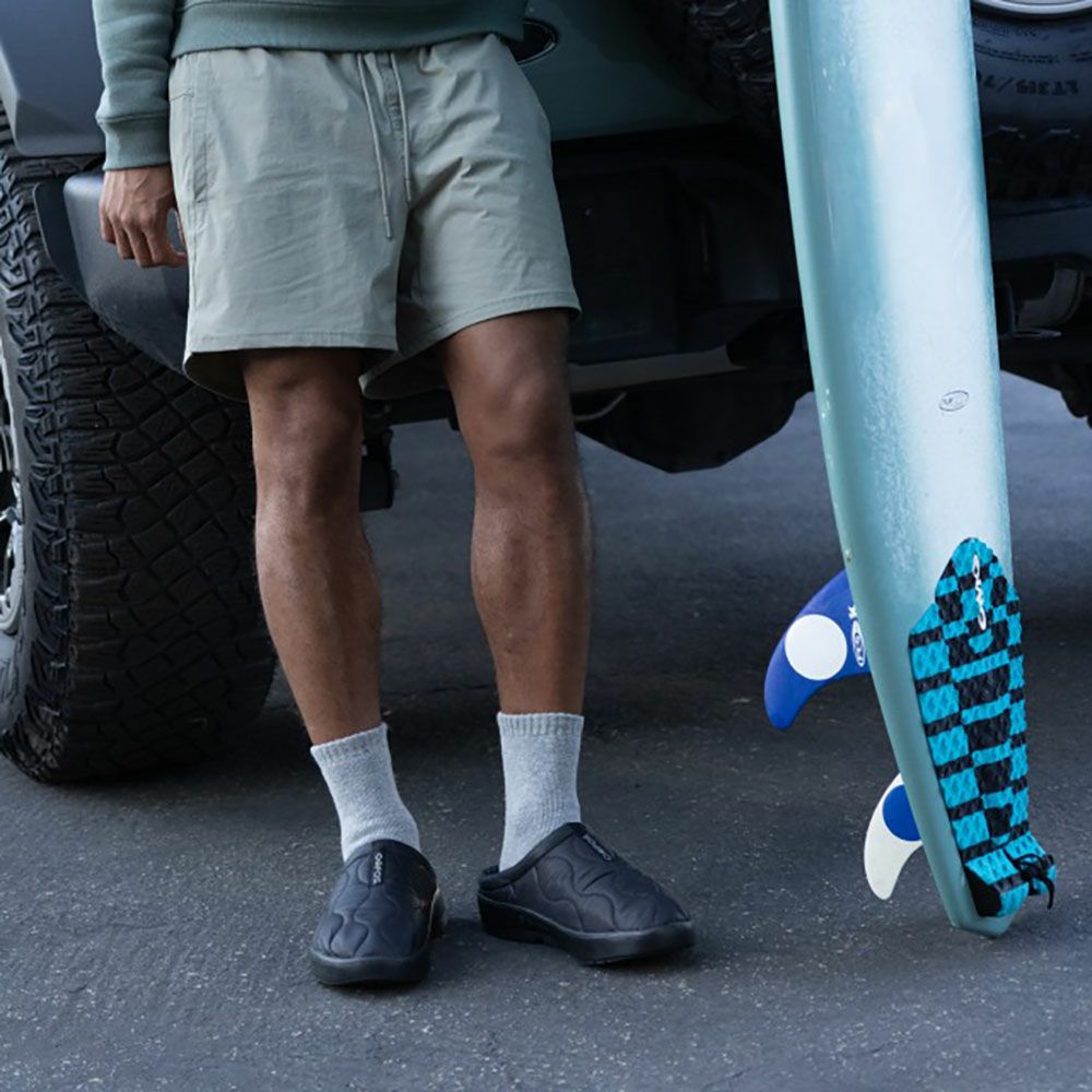 ウーフォス/OOFOS ウークージーサーモミュールリカバリーシューズM7/25㎝ ウーフォス OOFOS OOcOOzie Thermo Mule リカバリーシューズ メンズ