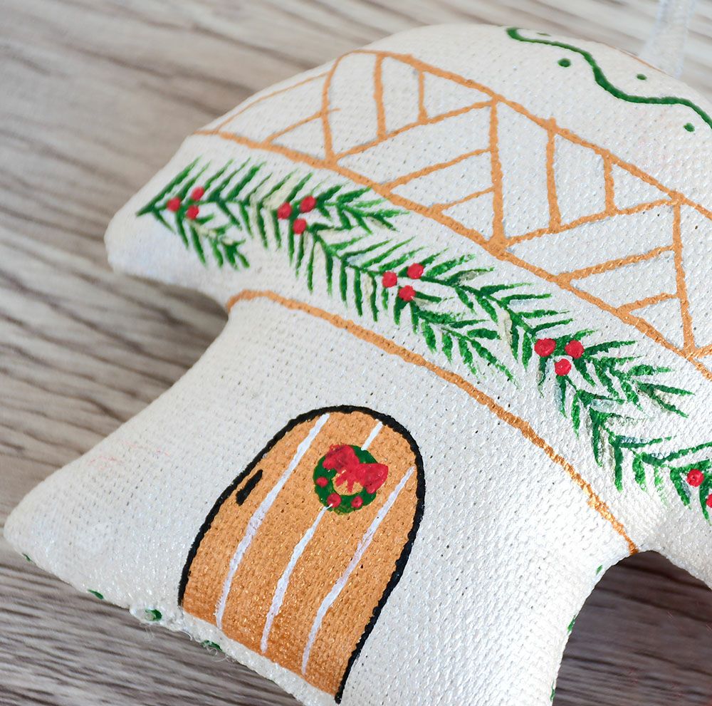 クリスマスオーナメント　リース　鳥　小屋