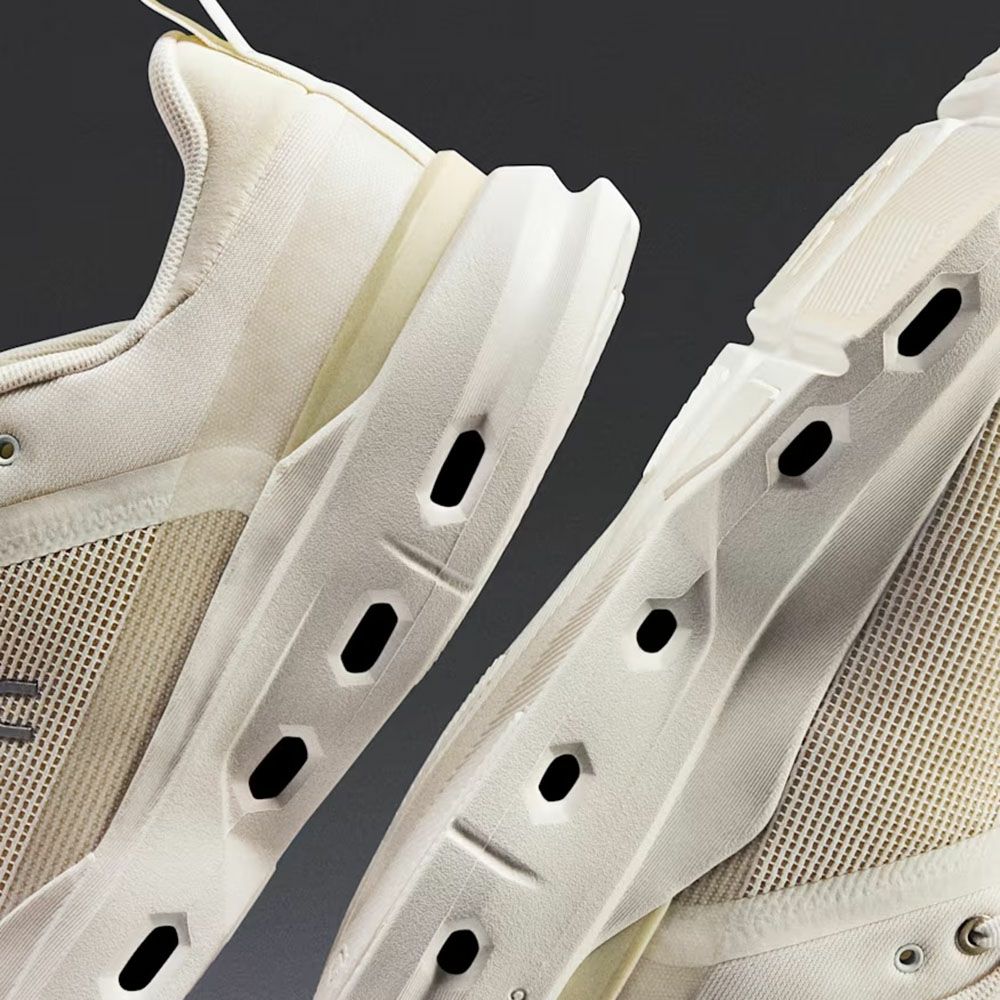 On Cloudpulse Next レディース トレーニングシューズ ホワイト 軽量 安定 ジム シーンレス