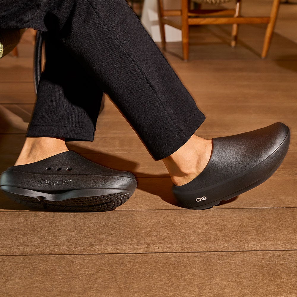 OOFOS OOcloog+ ウーフォス ウークロッグプラス 厚底 リカバリークロッグ クロッグサンダル メンズ レディース 国内正規品