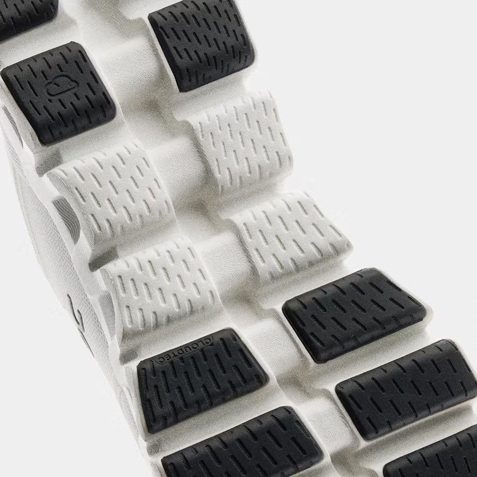 On Cloud X 5 レディース トレーニングシューズ クラウドエックス5